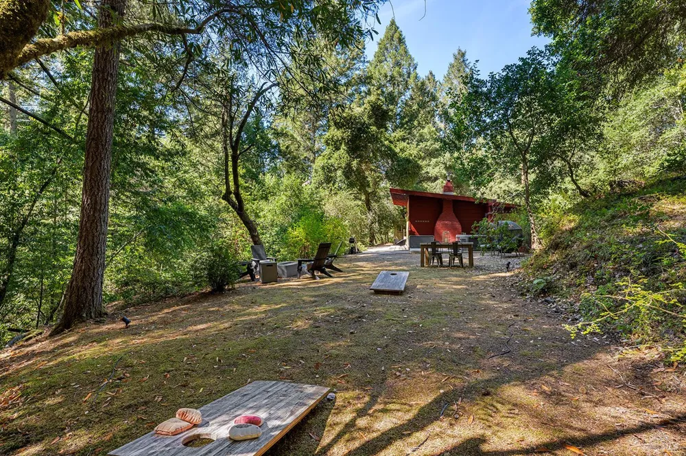 11575 Pocket Drive Guerneville, CA 95446