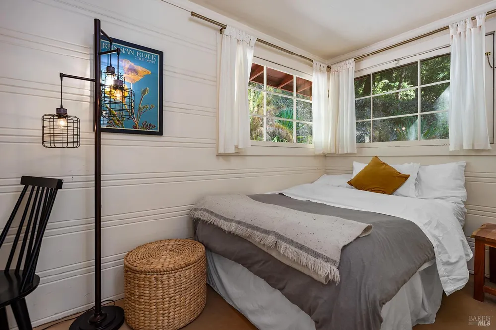 11575 Pocket Drive Guerneville, CA 95446