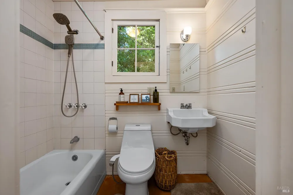 11575 Pocket Drive Guerneville, CA 95446