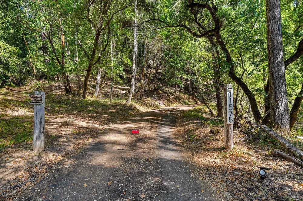 11575 Pocket Drive Guerneville, CA 95446