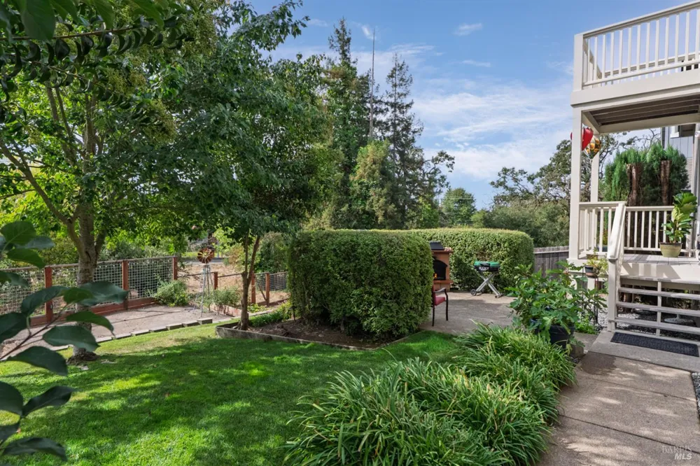 5410 Diane Way Santa Rosa, CA 95409