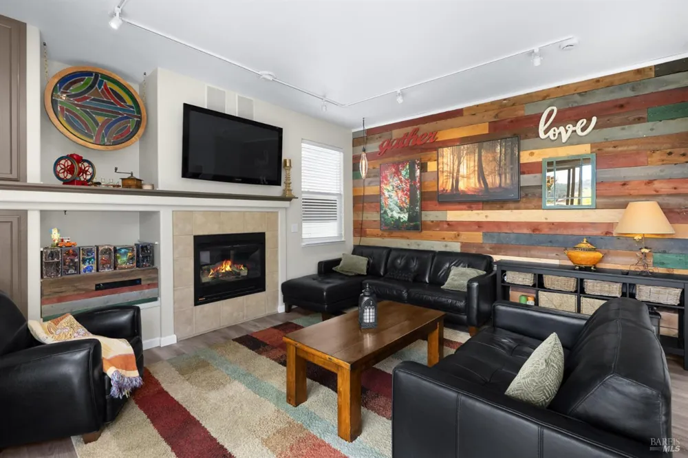 5410 Diane Way Santa Rosa, CA 95409
