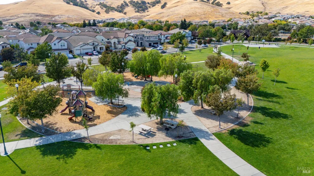 2442 Flatley Circle Fairfield, CA 94533