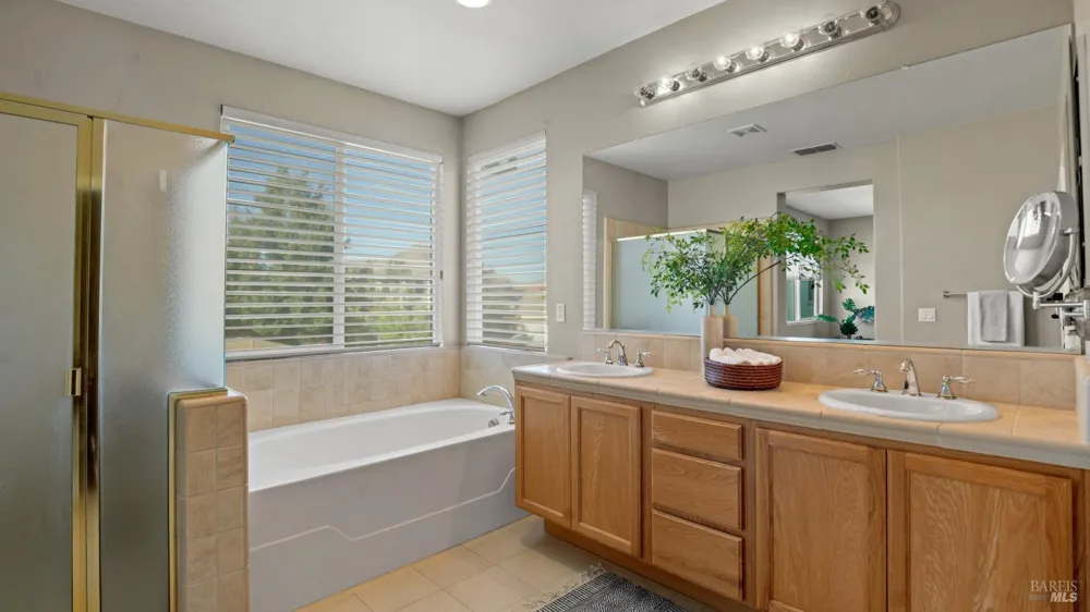 2442 Flatley Circle Fairfield, CA 94533