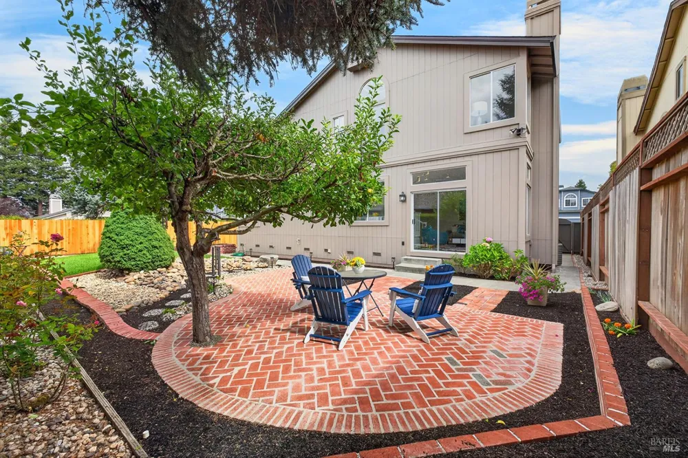 8273 Honor Place Cotati, CA 94931