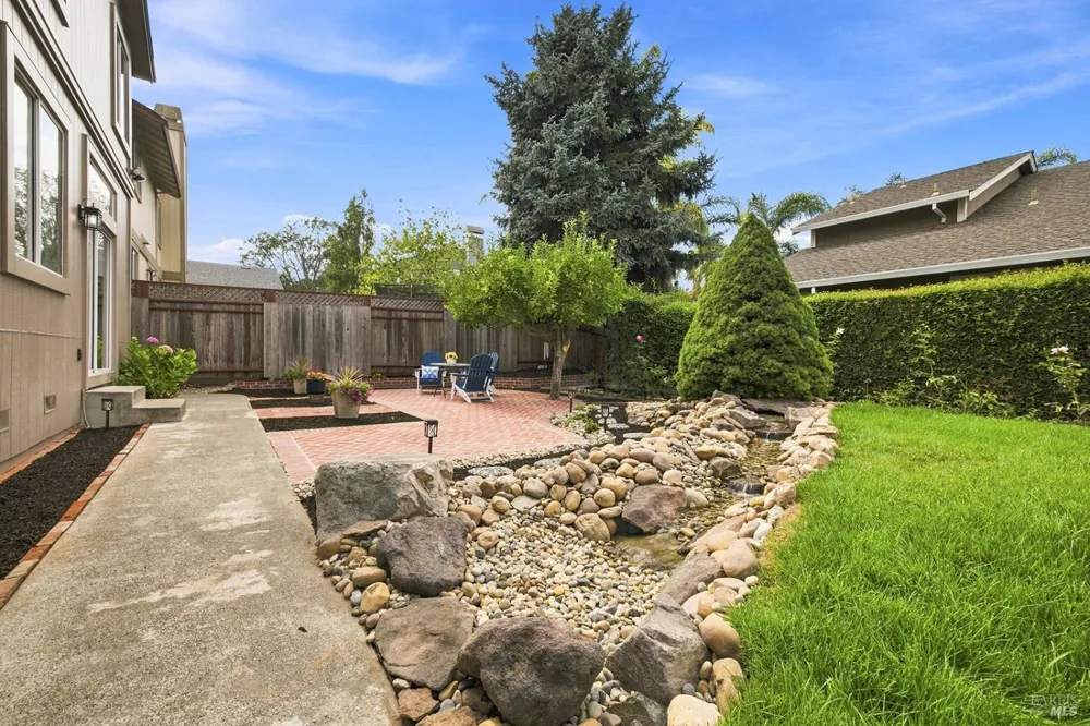 8273 Honor Place Cotati, CA 94931