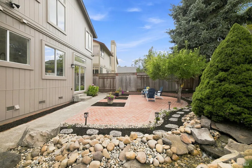 8273 Honor Place Cotati, CA 94931