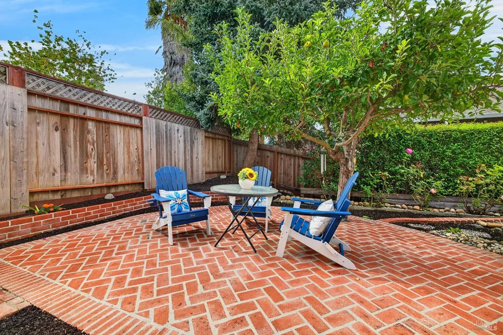 8273 Honor Place Cotati, CA 94931