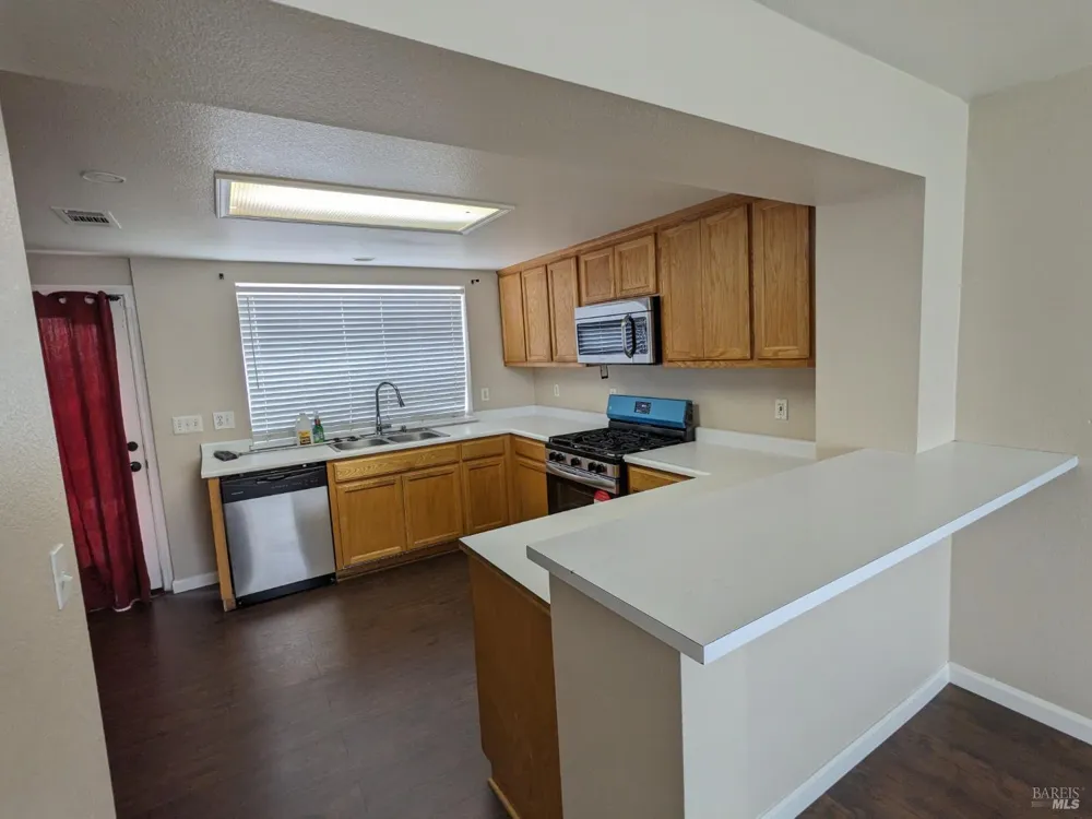 702 Daniels Avenue Vallejo, CA 94590
