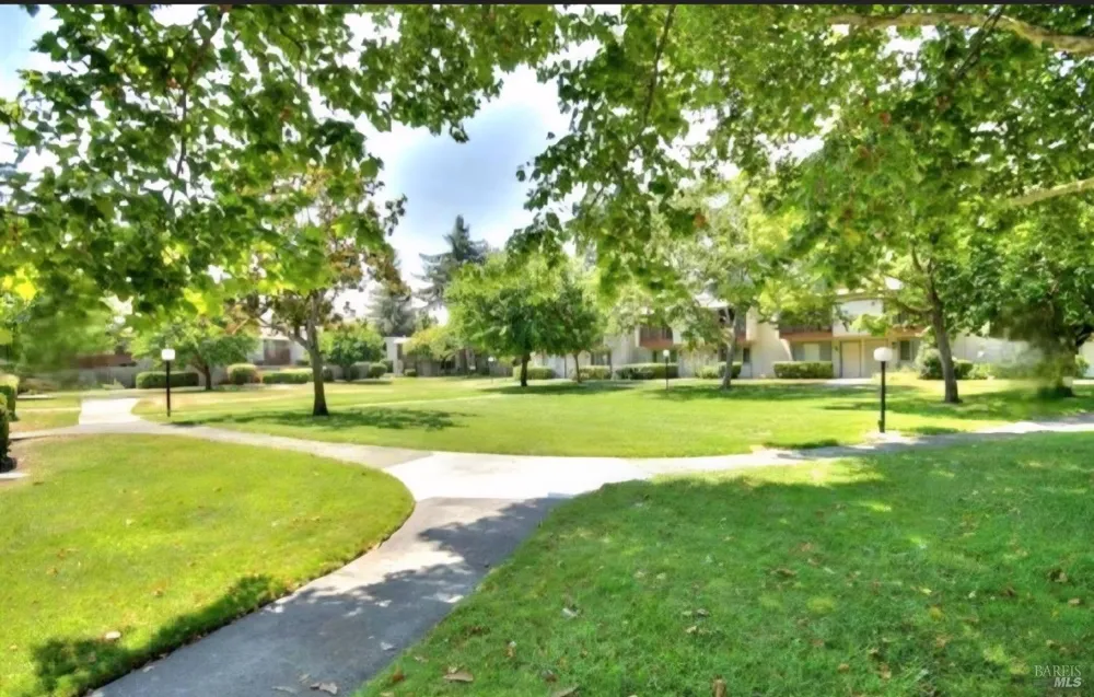 1013 Golf Course Drive Rohnert Park, CA 94928