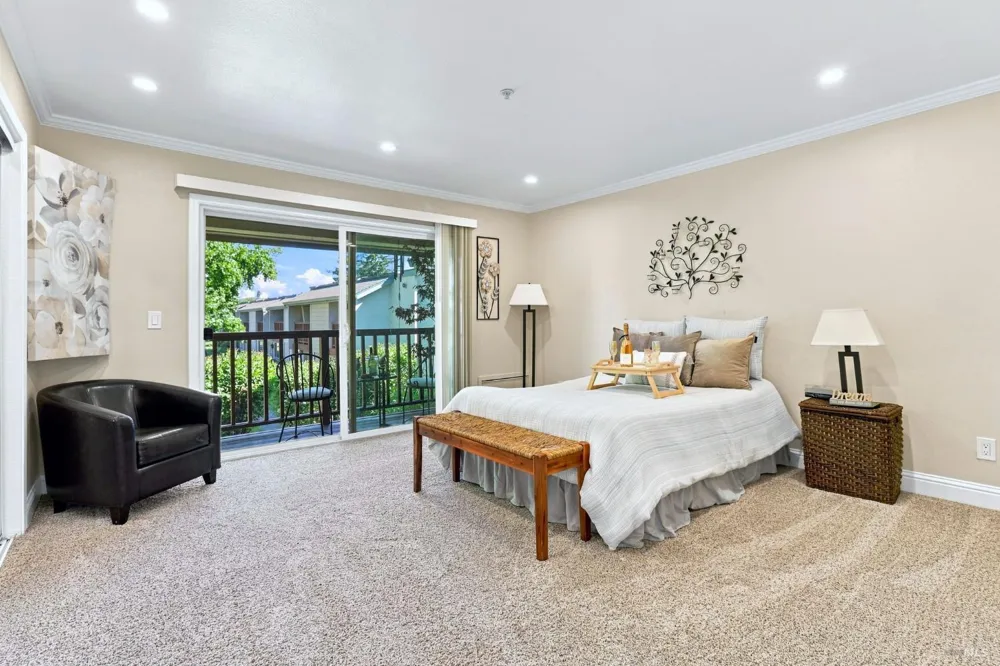 1013 Golf Course Drive Rohnert Park, CA 94928