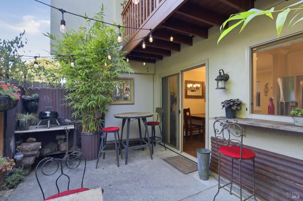 1013 Golf Course Drive Rohnert Park, CA 94928