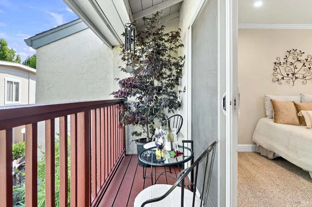 1013 Golf Course Drive Rohnert Park, CA 94928