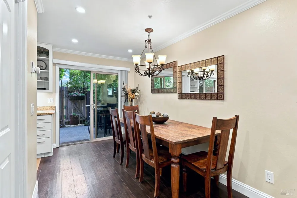 1013 Golf Course Drive Rohnert Park, CA 94928