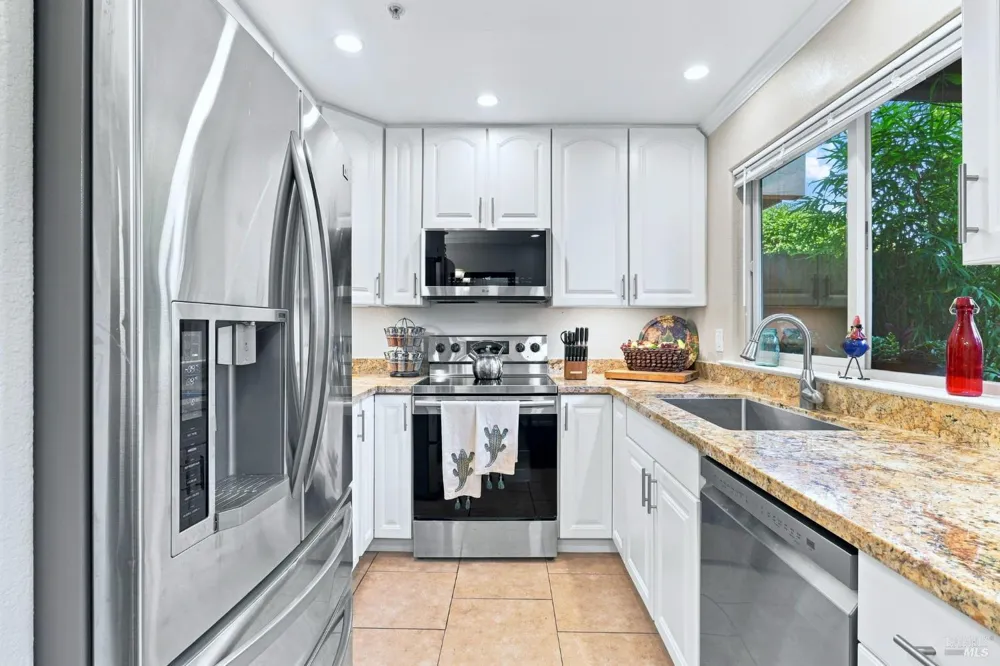 1013 Golf Course Drive Rohnert Park, CA 94928