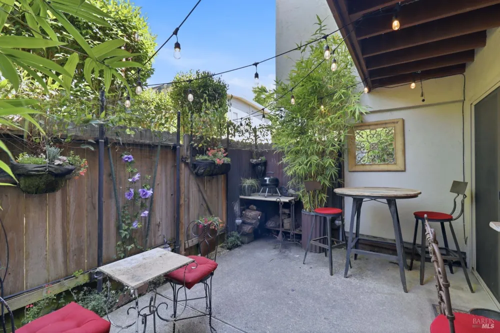 1013 Golf Course Drive Rohnert Park, CA 94928