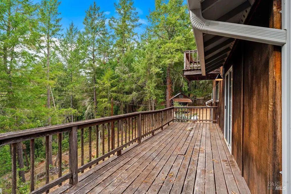 6900 Timber Drive Sebastopol, CA 95472