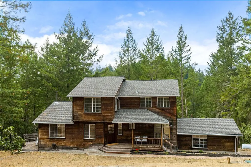 6900 Timber Drive Sebastopol, CA 95472