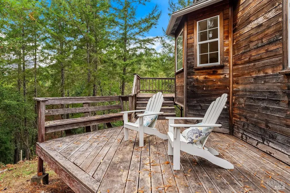 6900 Timber Drive Sebastopol, CA 95472