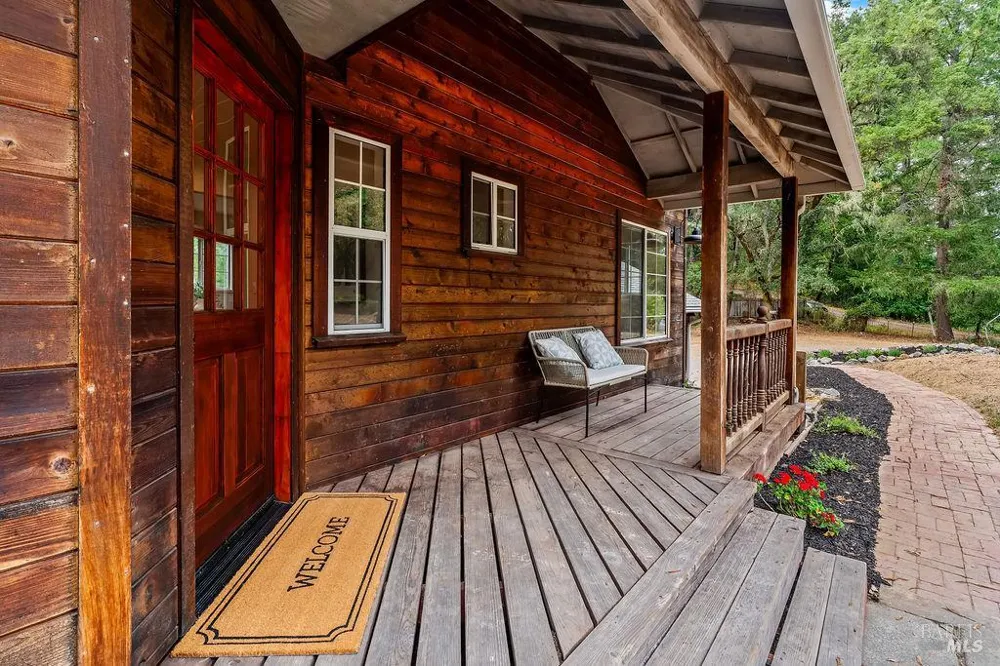 6900 Timber Drive Sebastopol, CA 95472