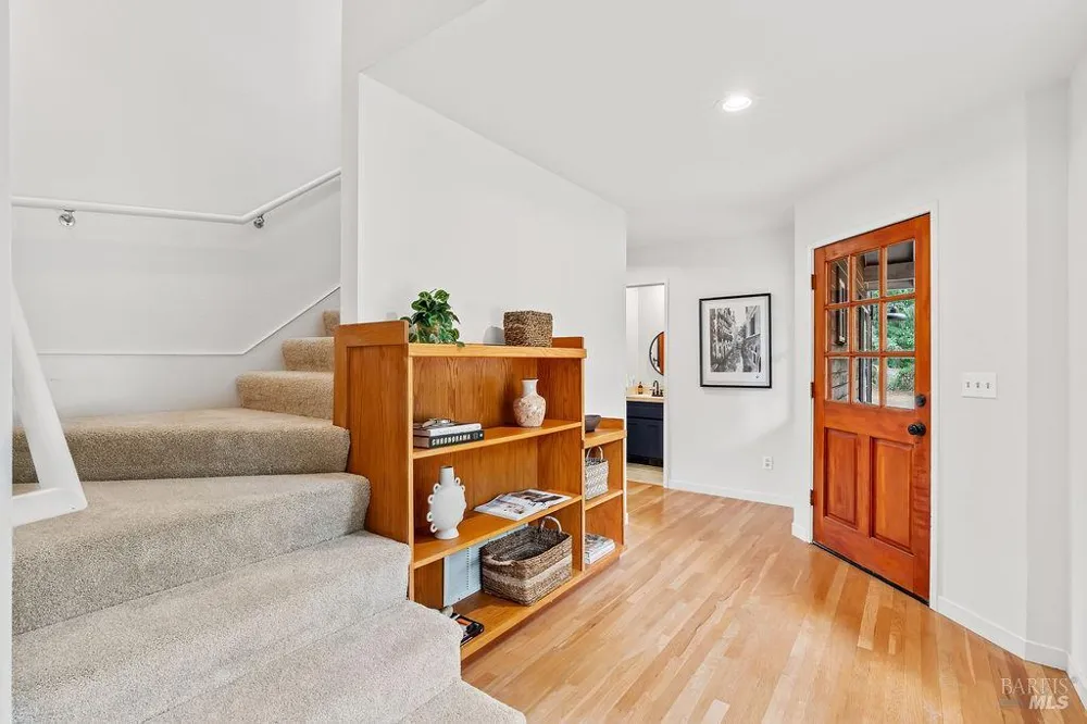 6900 Timber Drive Sebastopol, CA 95472
