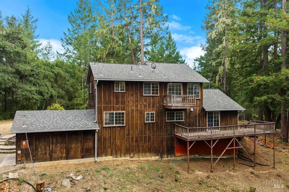 6900 Timber Drive Sebastopol, CA 95472