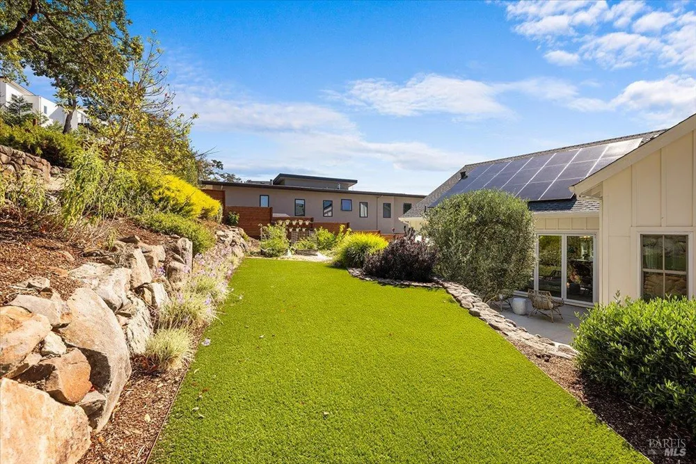 3772 Cross Creek Circle Santa Rosa, CA 95403