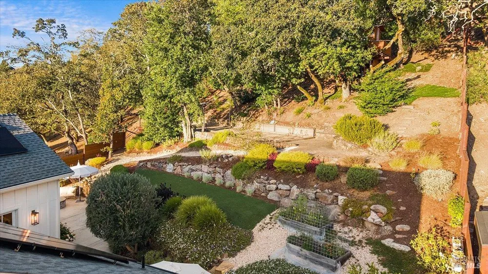 3772 Cross Creek Circle Santa Rosa, CA 95403