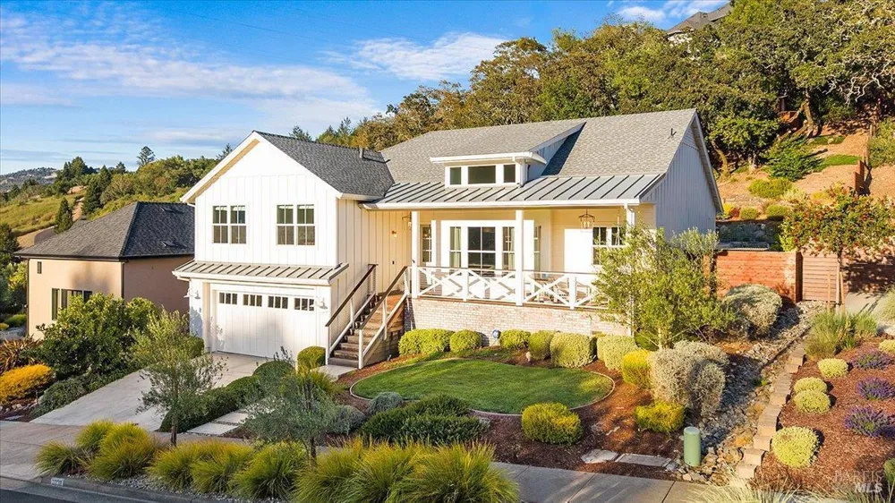 3772 Cross Creek Circle Santa Rosa, CA 95403
