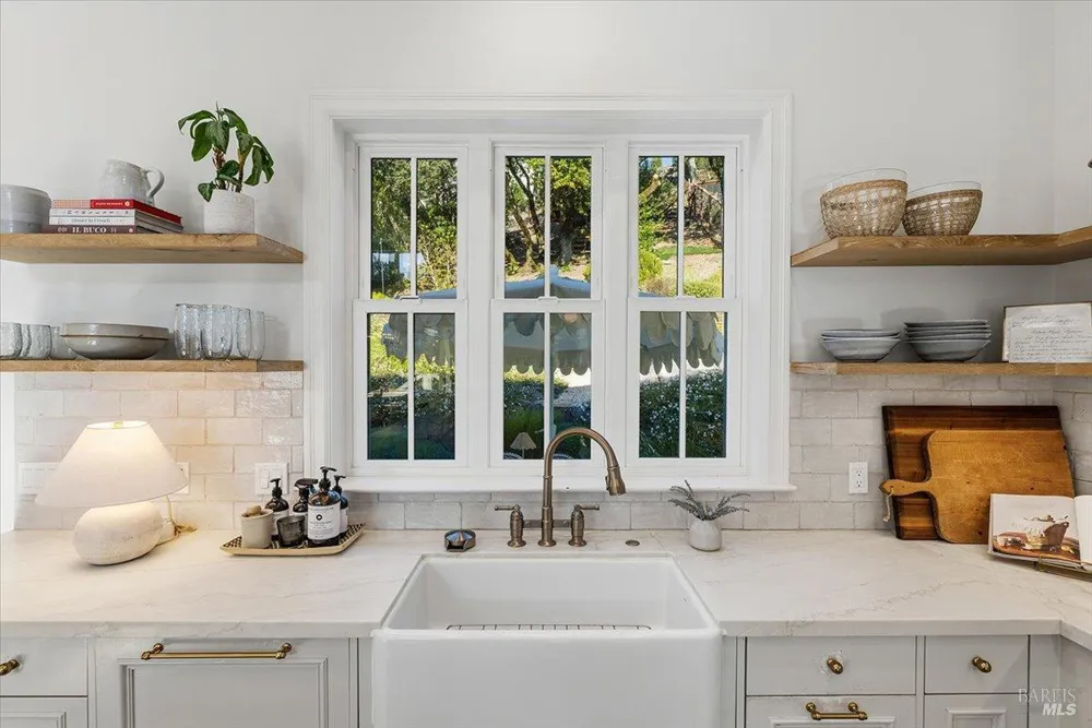 3772 Cross Creek Circle Santa Rosa, CA 95403