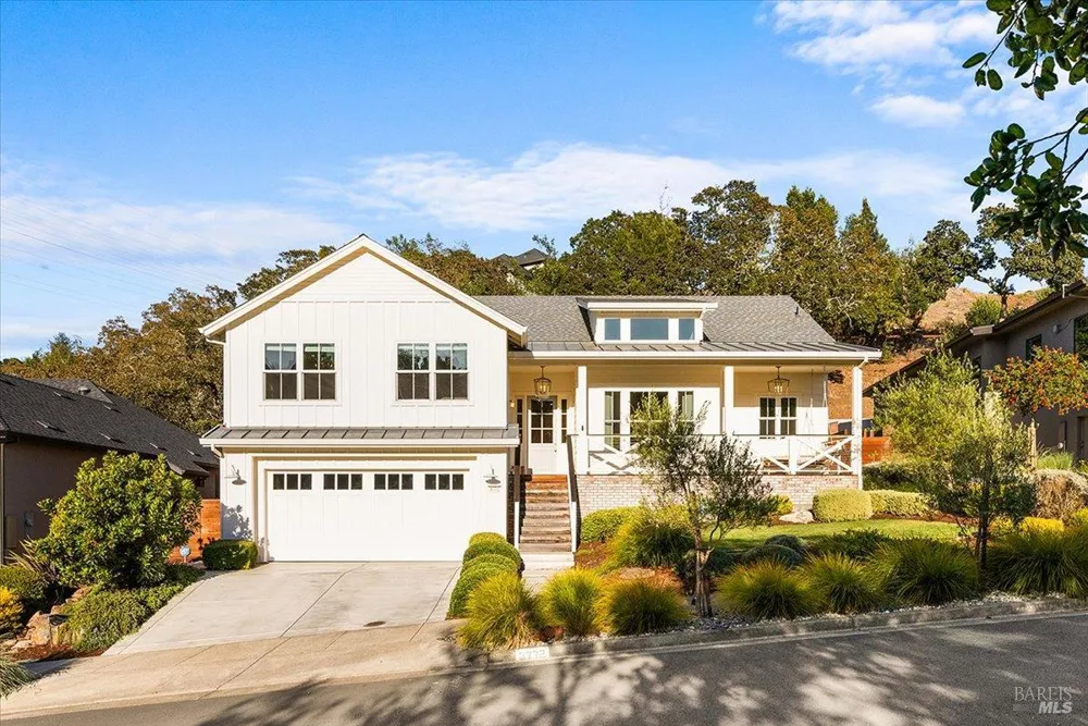 3772 Cross Creek Circle Santa Rosa, CA 95403