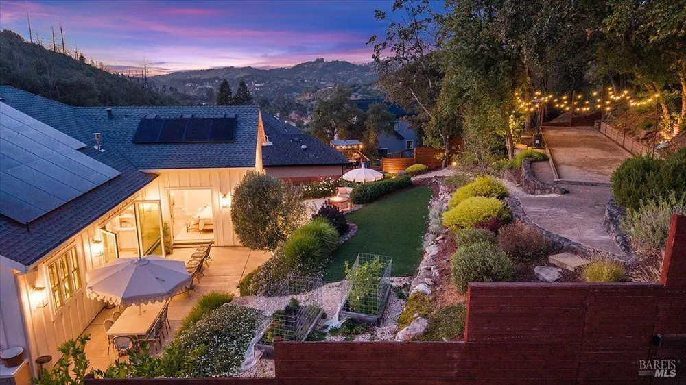 3772 Cross Creek Circle Santa Rosa, CA 95403