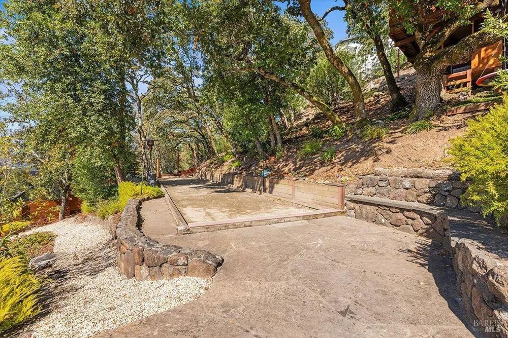 3772 Cross Creek Circle Santa Rosa, CA 95403