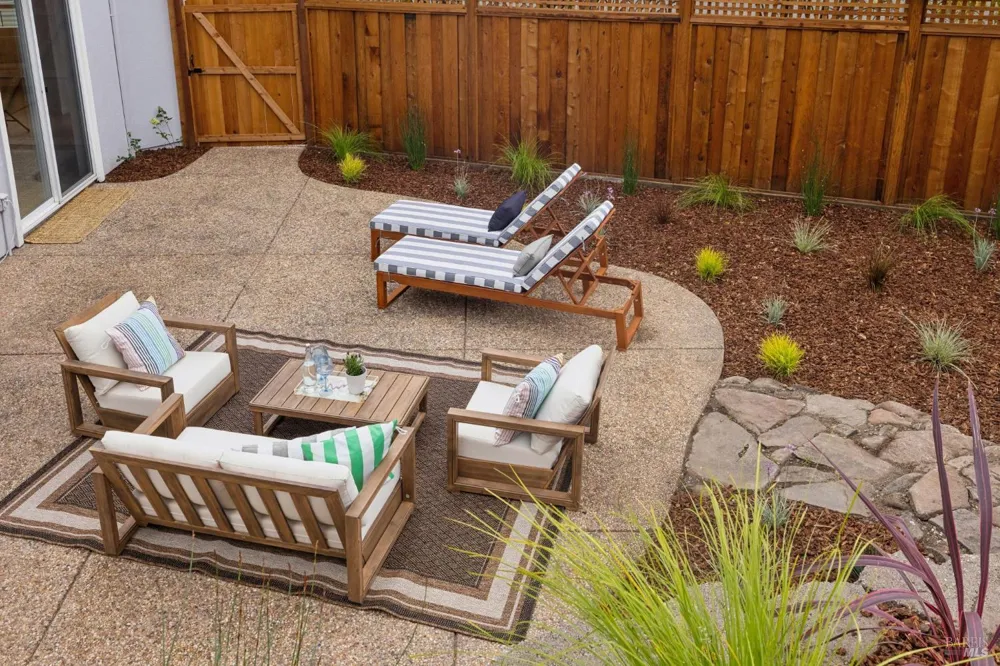 116 Portsmouth Drive Novato, CA 94949
