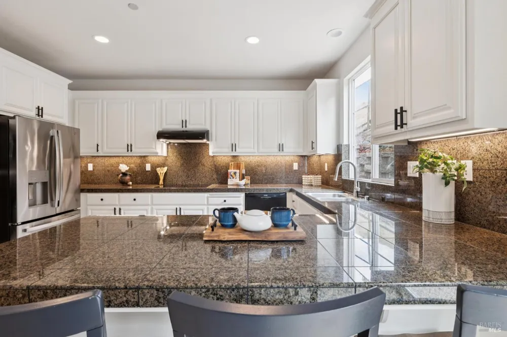 116 Portsmouth Drive Novato, CA 94949