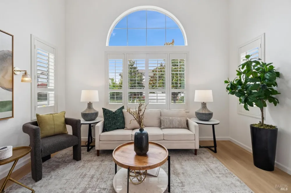116 Portsmouth Drive Novato, CA 94949