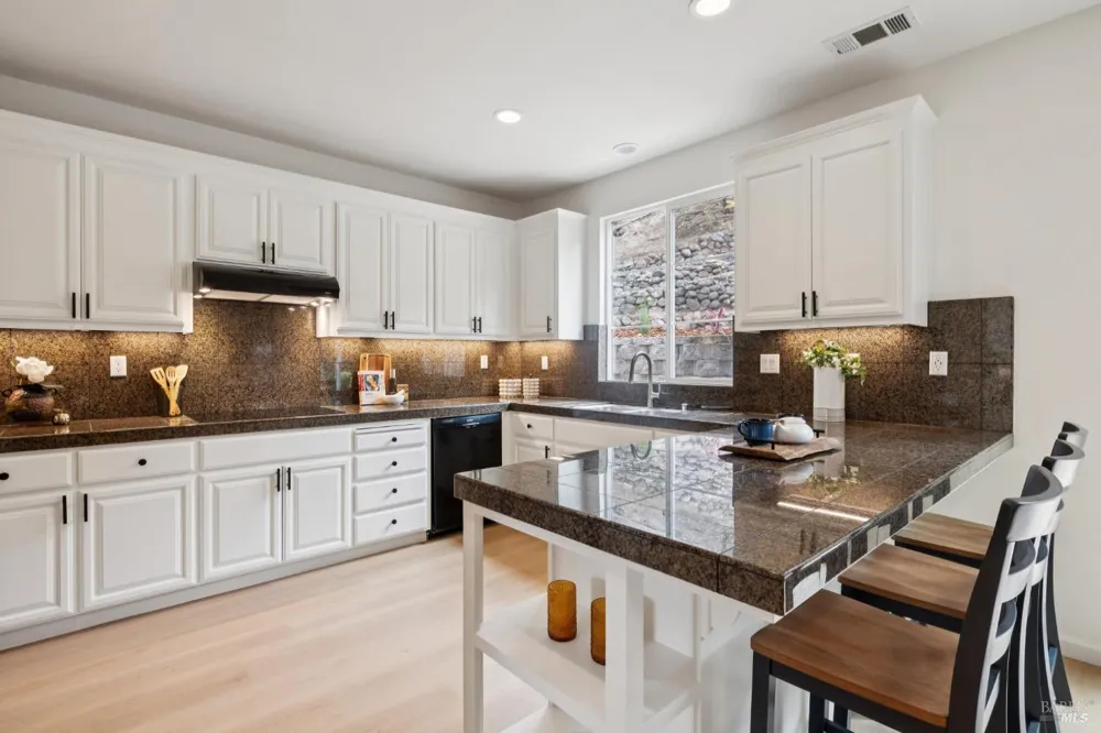 116 Portsmouth Drive Novato, CA 94949