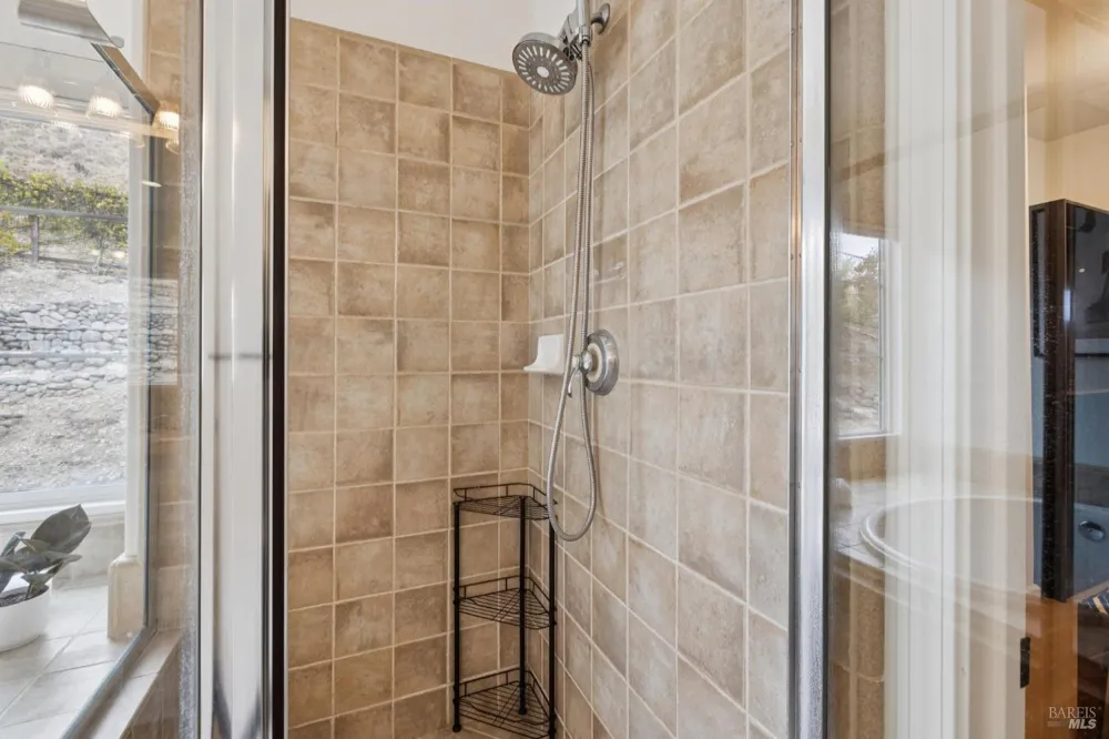 116 Portsmouth Drive Novato, CA 94949