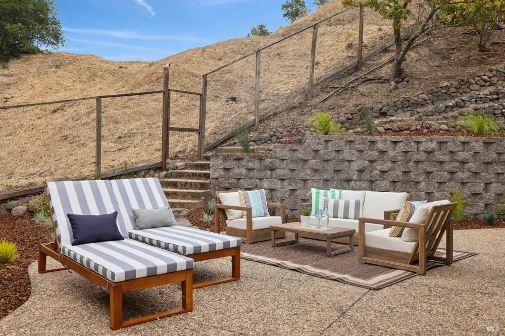 116 Portsmouth Drive Novato, CA 94949