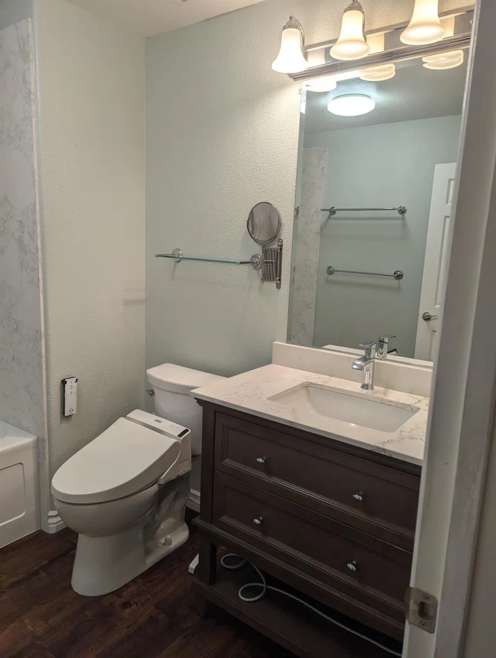4800 Westlake Parkway ##2401 Sacramento, CA 95835