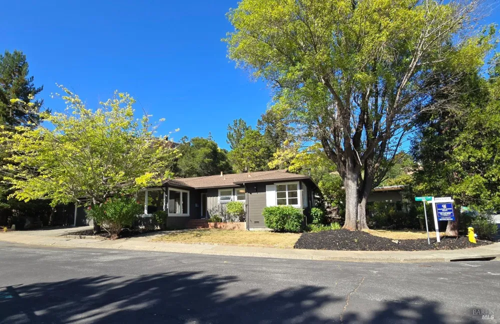 357 Oak Manor Drive Fairfax, CA 94930