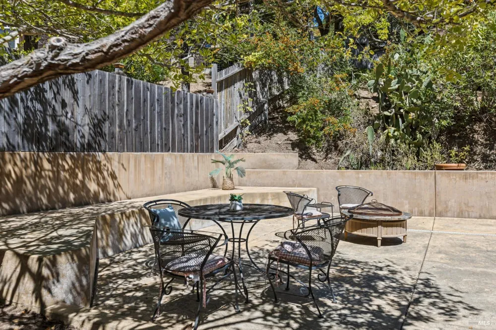 357 Oak Manor Drive Fairfax, CA 94930