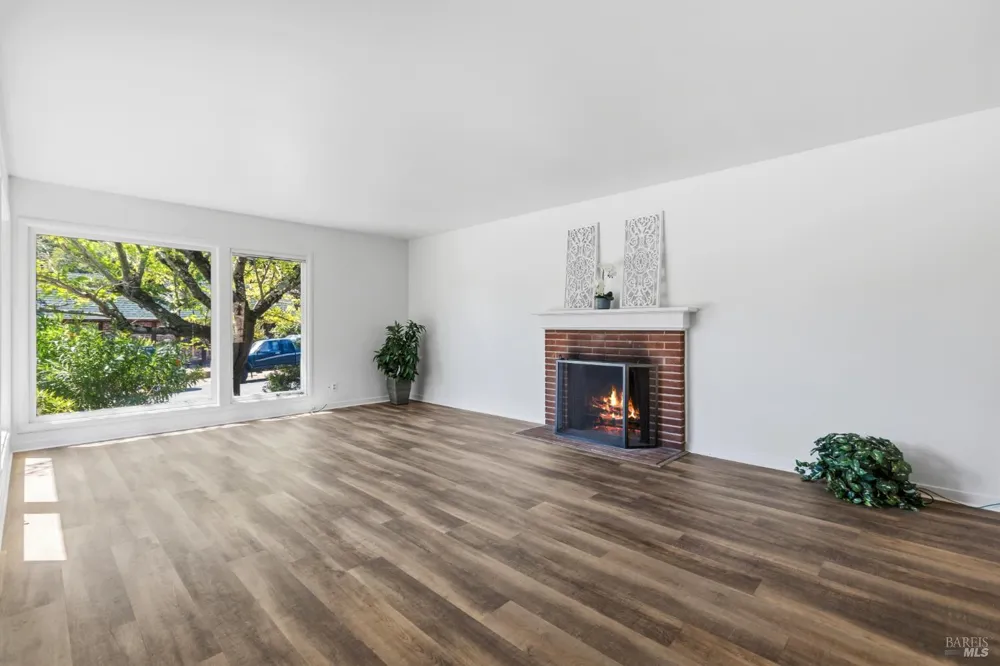 357 Oak Manor Drive Fairfax, CA 94930