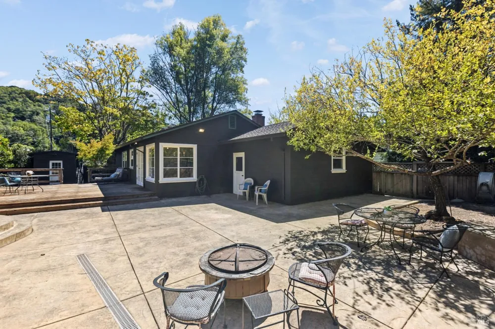 357 Oak Manor Drive Fairfax, CA 94930