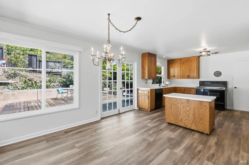 357 Oak Manor Drive Fairfax, CA 94930