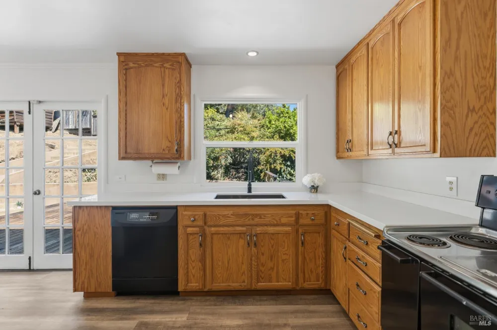 357 Oak Manor Drive Fairfax, CA 94930