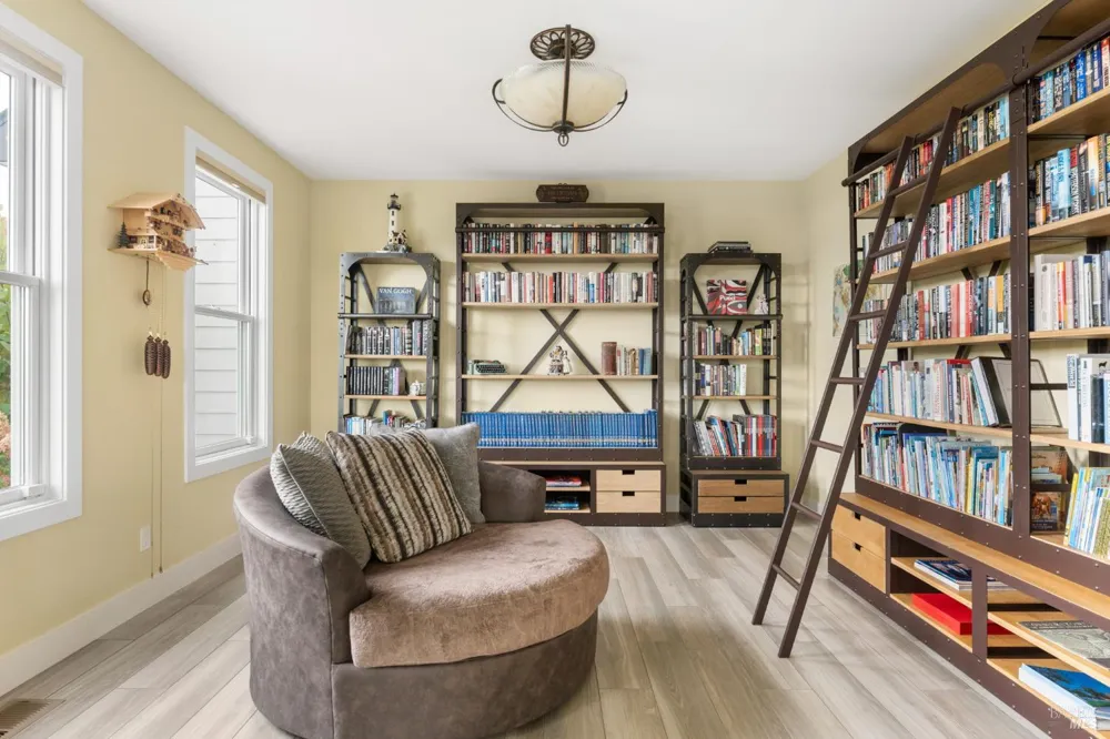 1626 Abramson Road Santa Rosa, CA 95401