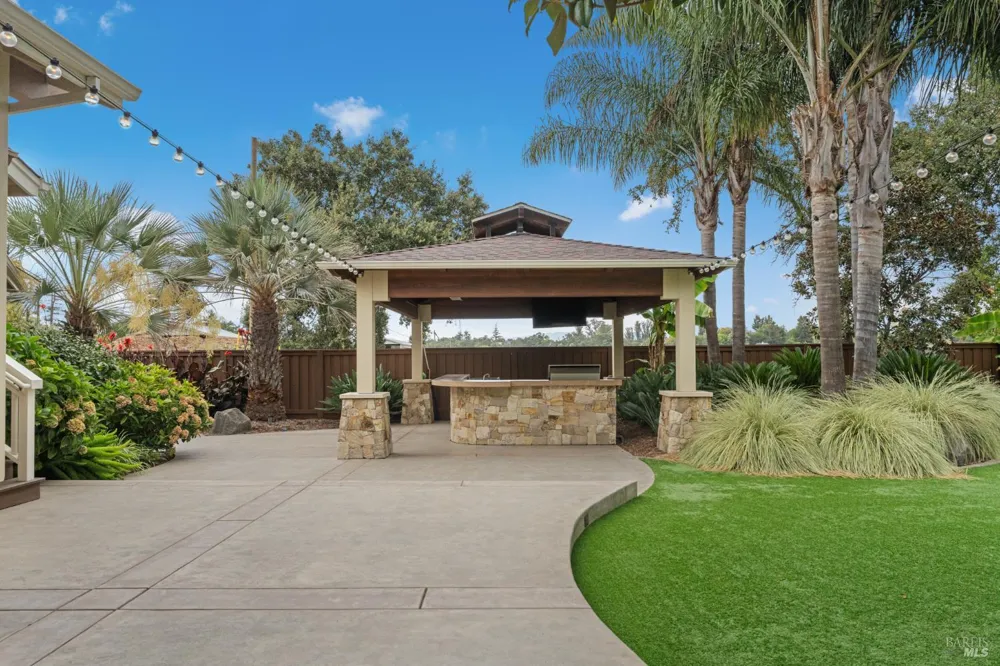 1626 Abramson Road Santa Rosa, CA 95401
