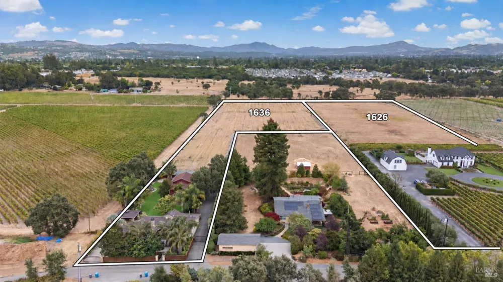 1626 Abramson Road Santa Rosa, CA 95401