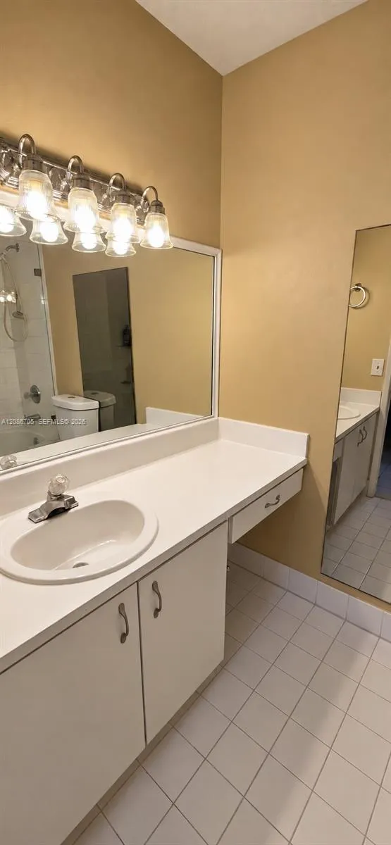 7941 SW 152nd Ave #1404 Miami, FL 33193